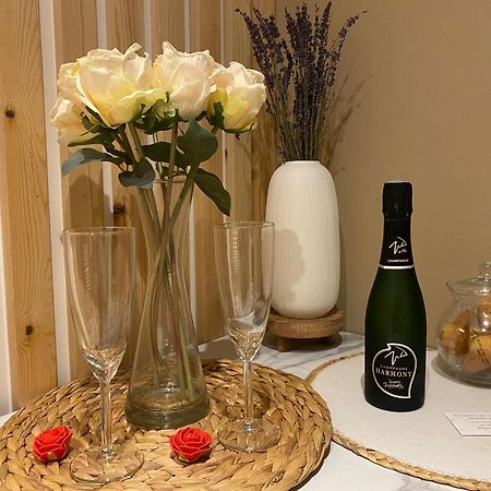 Appartement - Parking Prive Gratuit, Proche Centre-Ville Et Gare De Saint-Omer Сент-Омер Екстер'єр фото