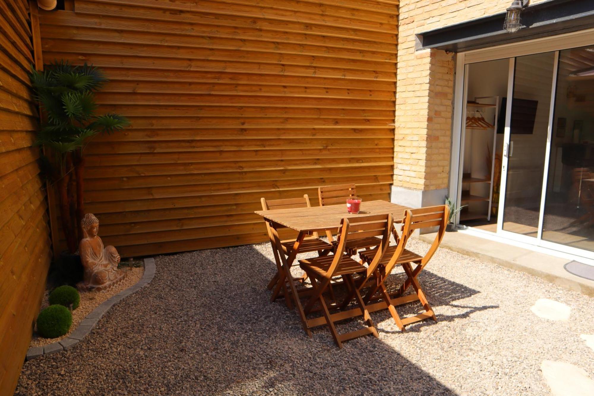 Appartement - Parking Prive Gratuit, Proche Centre-Ville Et Gare De Saint-Omer Сент-Омер Екстер'єр фото
