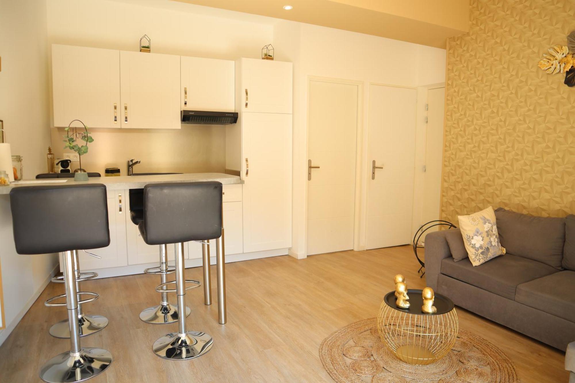 Appartement - Parking Prive Gratuit, Proche Centre-Ville Et Gare De Saint-Omer Сент-Омер Екстер'єр фото