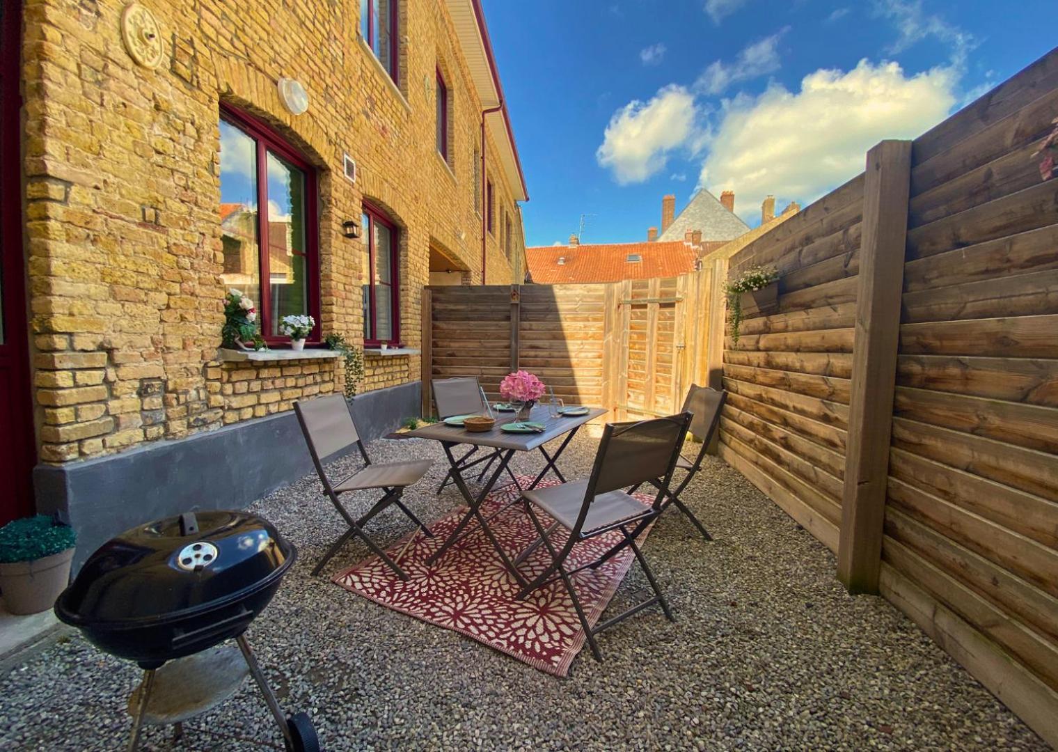 Appartement - Parking Prive Gratuit, Proche Centre-Ville Et Gare De Saint-Omer Сент-Омер Екстер'єр фото