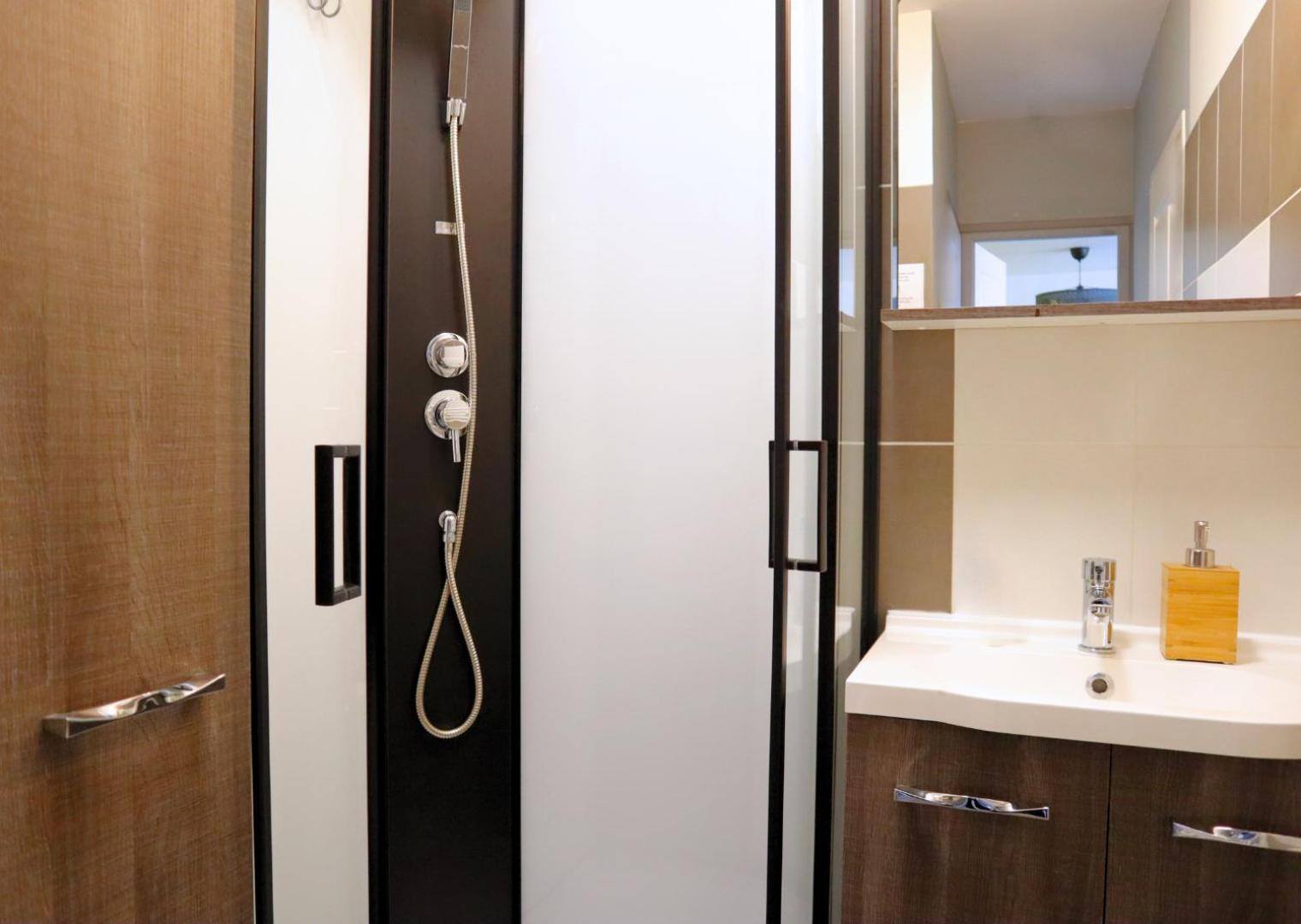 Appartement - Parking Prive Gratuit, Proche Centre-Ville Et Gare De Saint-Omer Сент-Омер Екстер'єр фото