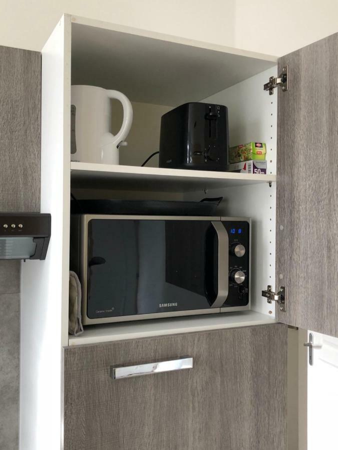 Appartement - Parking Prive Gratuit, Proche Centre-Ville Et Gare De Saint-Omer Сент-Омер Екстер'єр фото